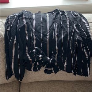 Cropped black long sleeve top!